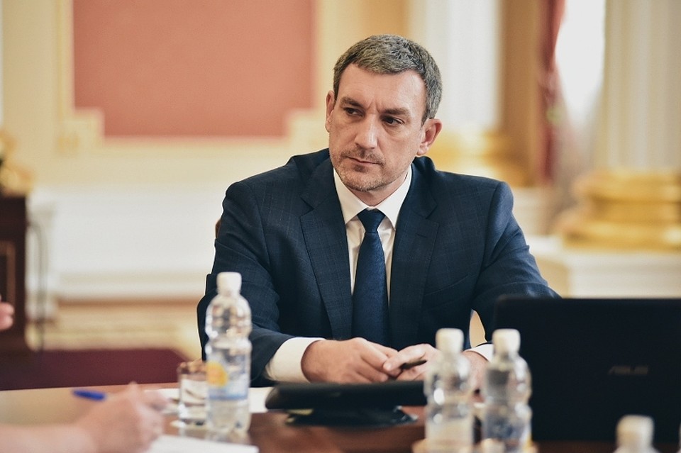 Губернатор отметил, что в дальнейшем вопросам профилактики и пресечения правонарушений в сфере недропользования будет уделяться пристальное внимание. Фото: amurobl.ru