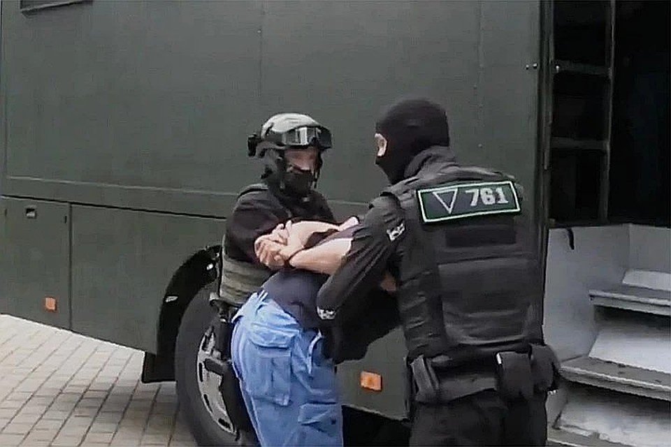 Группу россиян задержали 29 июля под Минском. Фото: скриншот видео "Беларусь 1"