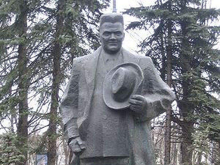 Памятник Карлису Ульманису в Риге