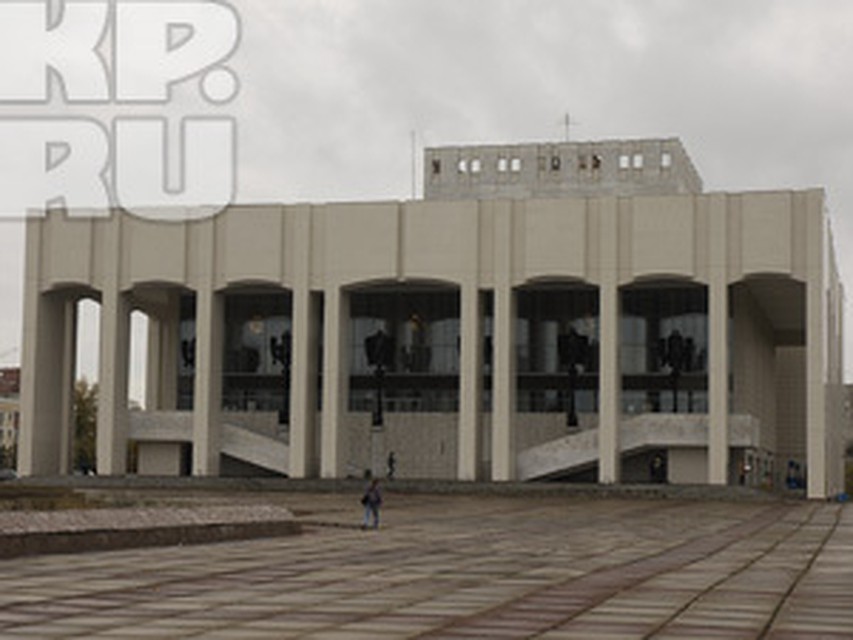 Новая постановка театра посвящена юбилею писателя.