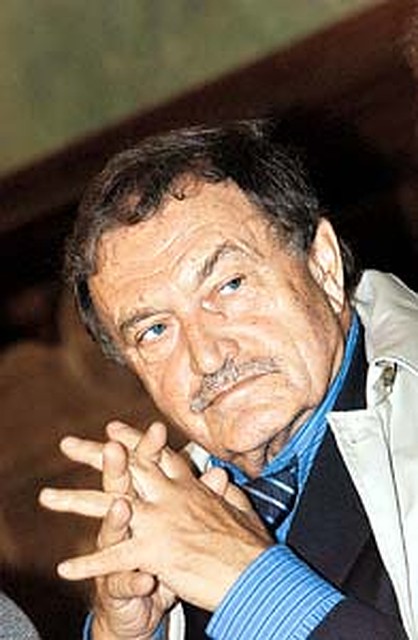 Василий Павлович не хочет писать мемуары. Хотя знавал многих...