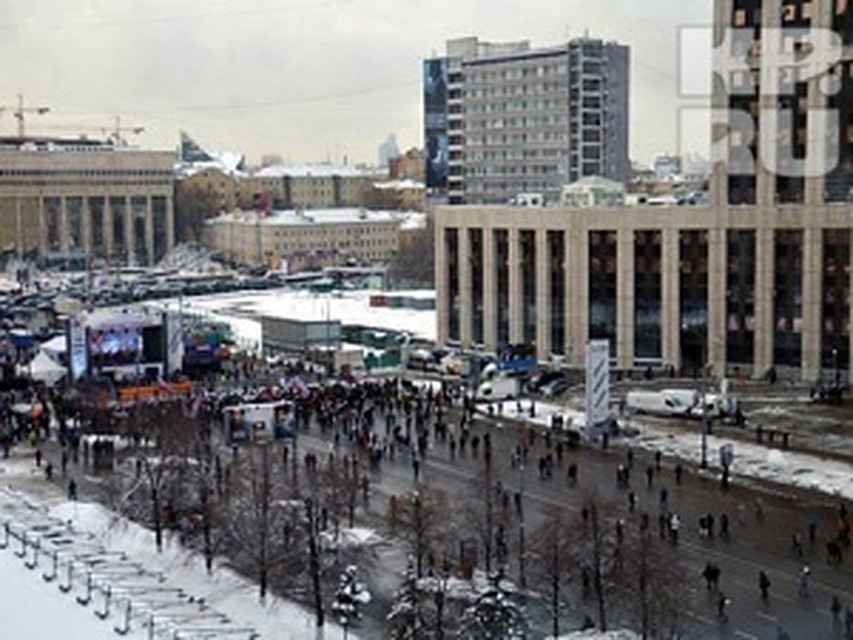 Площадь Сахарова была заполнена людьми