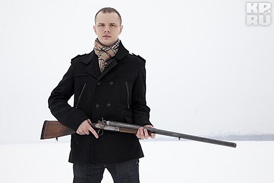 Василий Федорович никогда не стеснялся позировать с оружием. Но мало кто подозревал, что Известный юрист может применять его против людей.