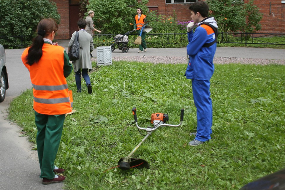 Русские дворники пришлись ко двору, а вот с мигрантами хотят попрощаться