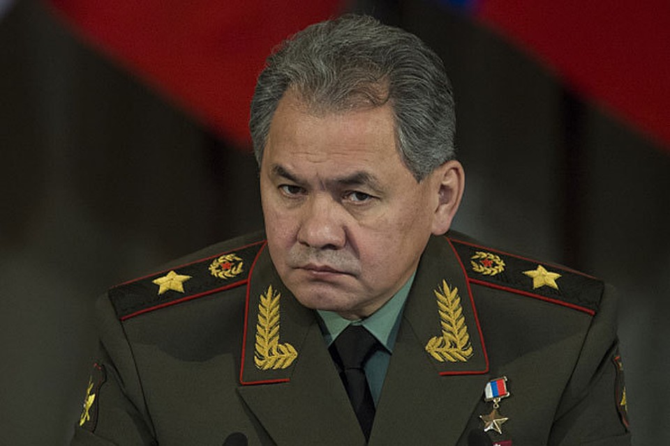 Селекторное совещание, которое провел в понедельник министр обороны России Сергей Шойгу на Центральном командном пункте (ЦКП) Генштаба, было очень похоже на постановку боевых задач перед генеральным сражением