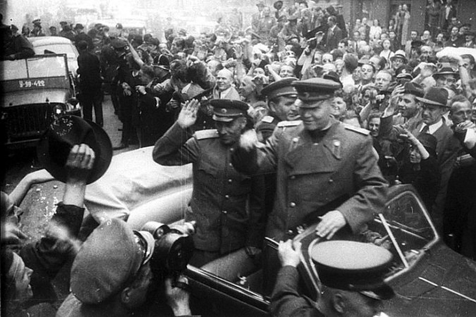 Маршал Конев в Праге весной 1945 года.