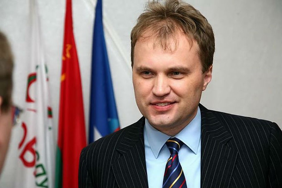 Шевчук на деле показал, что принцип "одна голова - хорошо, две - лучше" - одна из основных управленческих основ для него.