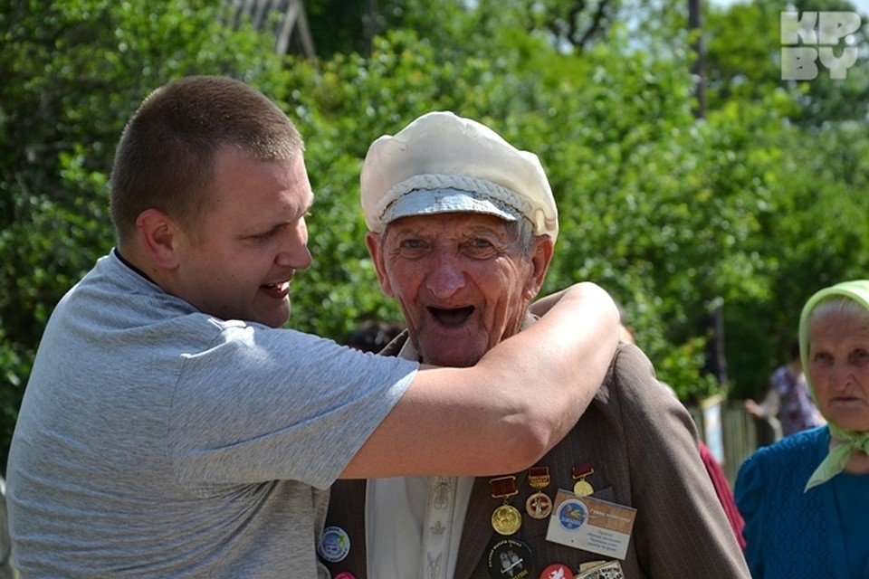 Народный мастер Беларуси Николай Тарасюк верит: умирающую родную деревню еще можно возродить