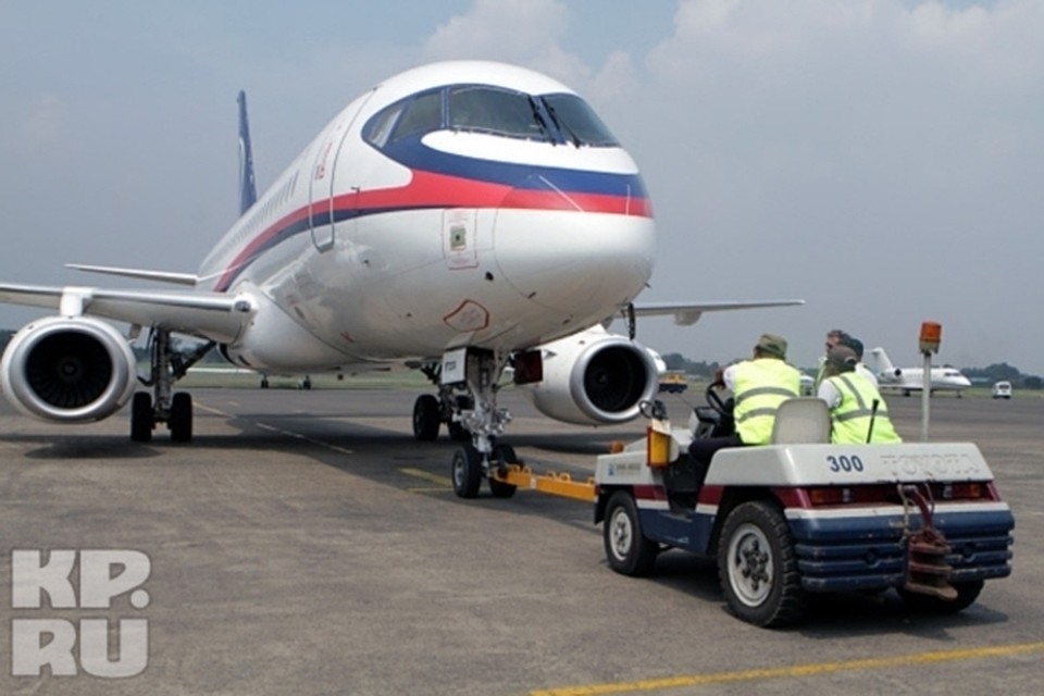 Superjet-100 потерял часть двигателя при взлете из «Шереметьево»