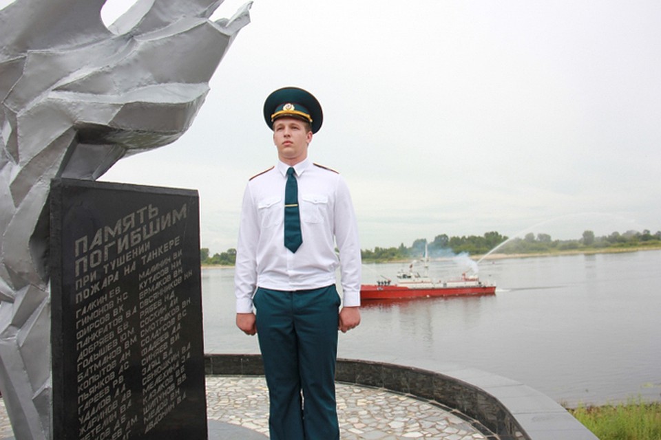 Память пожарных, погибших при исполнении служебного долга, почтили в Нижнем Новгороде.