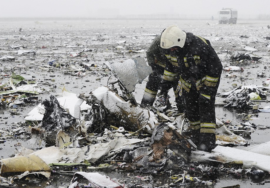 Одна из основных версий крушения Boeing 737-800 авиакомпании FlyDubai в Ростове-на-Дону - "сдвиг ветра"