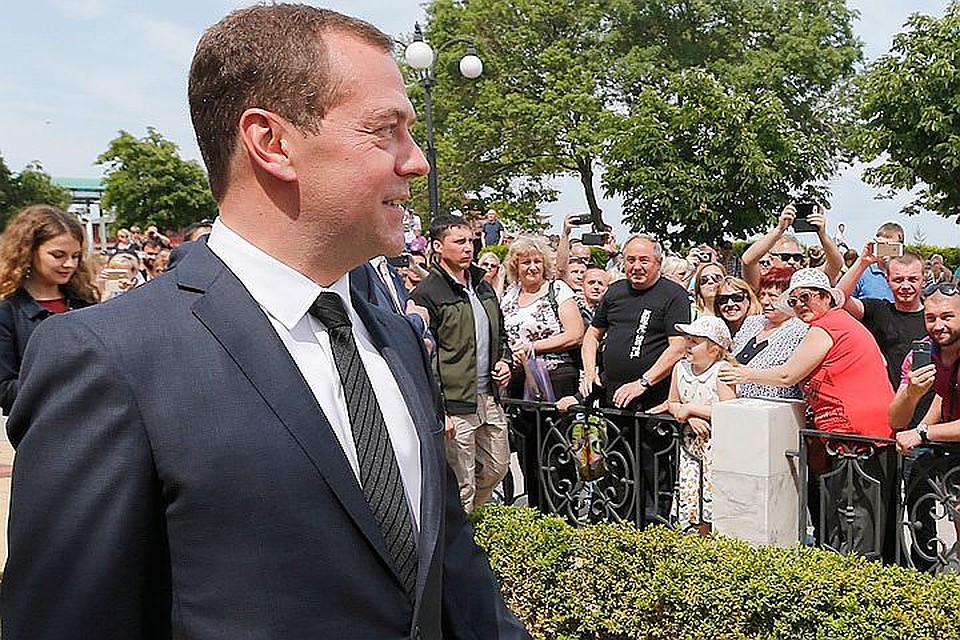 Жители Феодосии накануне спросили у премьера об индексации пенсий ФОТО Дмитрий Астахов/пресс-служба правительства РФ/ТАСС