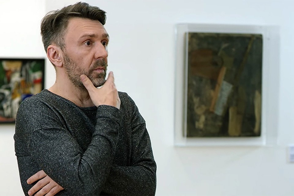 Сергей Шнуров снялся в ролике, посвященном "Черному квадрату" Малевича