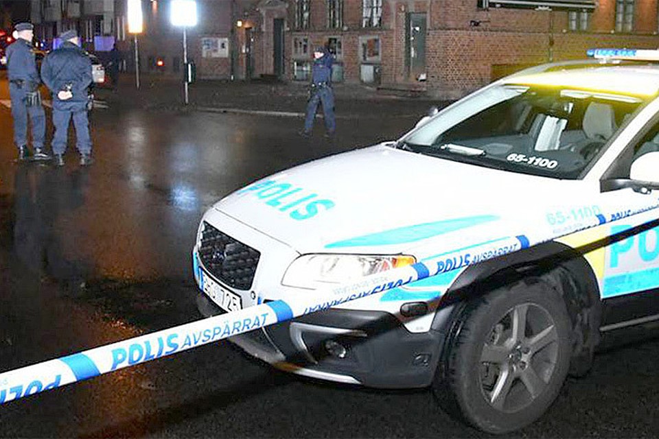 У ночного клуба "Вавилон" шведского города Мальё произошел взрыв. Фото: с сайта avtoinsider.com