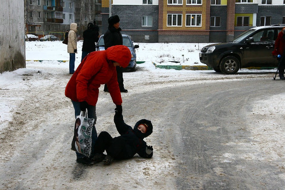 За три дня в Нижегородской области от гололеда пострадали 233 человека