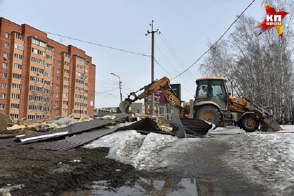 С незаконными постройками в Хабаровске борются еженедельно