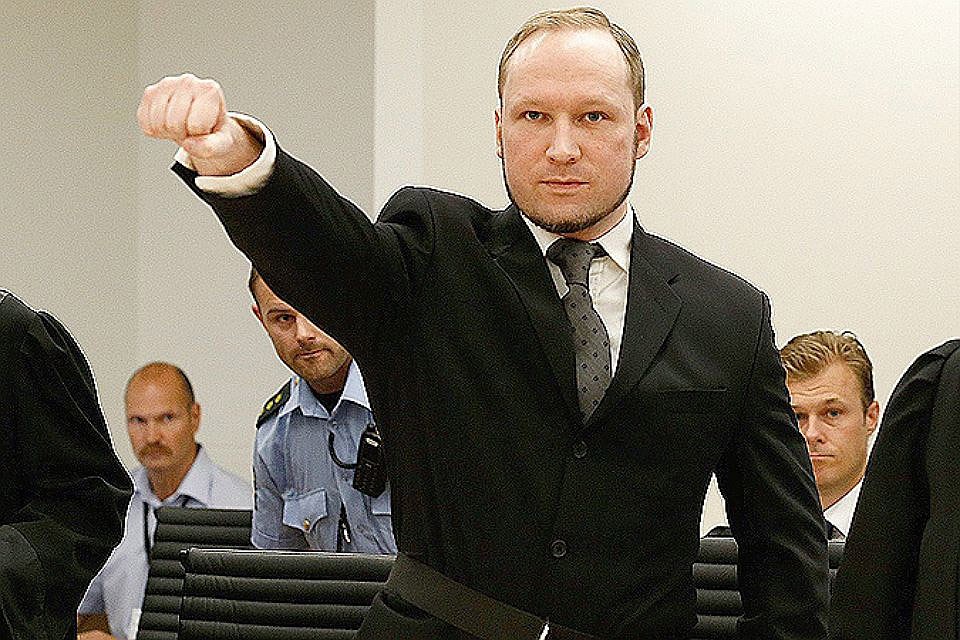 За убийство 77 человек Брейвик получил 21 год тюрьмы.