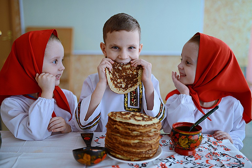Ай-да блины, ай-да Масленица!