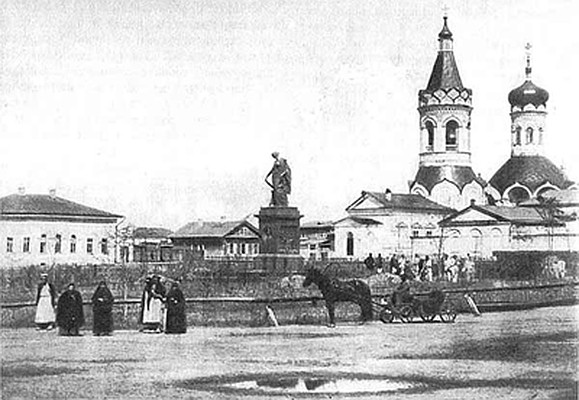 Разбивка сквера памятника Н.М. Карамзину