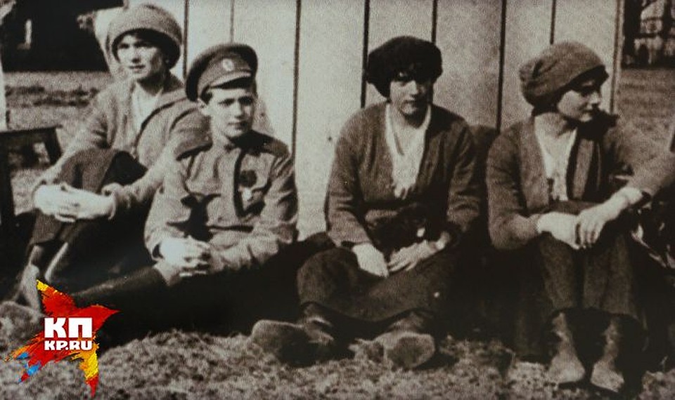 Дети Николая II во время своего заключения в 1917-м году. Фото: Музей Монастыря в честь Святых Царственных Страстотерпцев