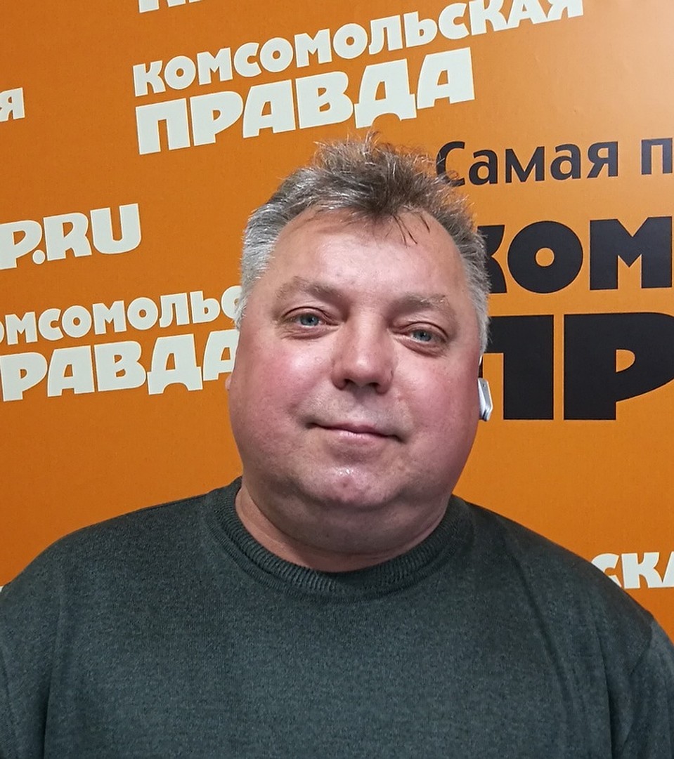 У Вадима Ермакова золотые руки. Ремонтом и установкой автостекол он занимается более 25 лет.