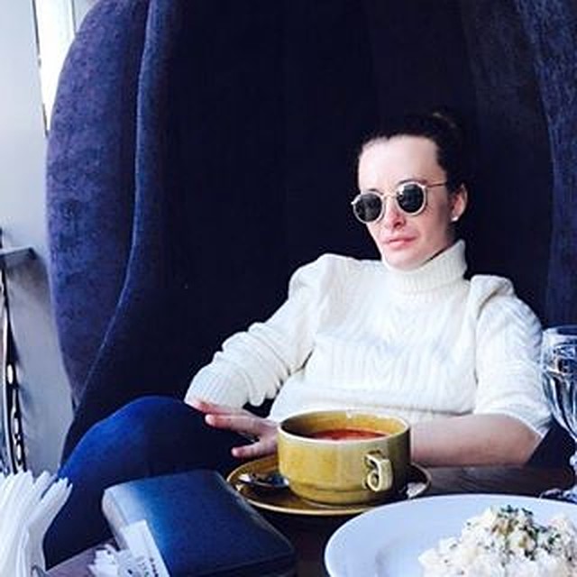 Модель-андрогин в обычной жизни одевается стильно, но по-мужски. Фото: личный архив