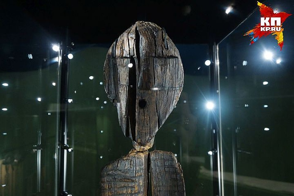 Ученые считают, что Большому Шигирскому идолу не меньше 11 000 лет Фото: Алексей БУЛАТОВ