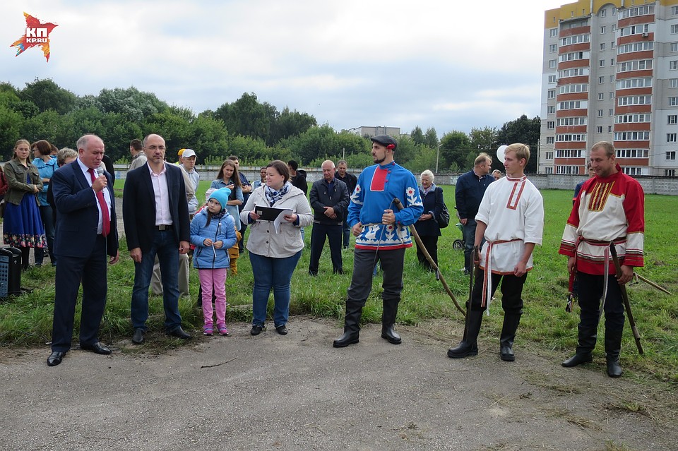 Победители получили приятные подарки. Фото: Николай МАЛЬЦЕВ