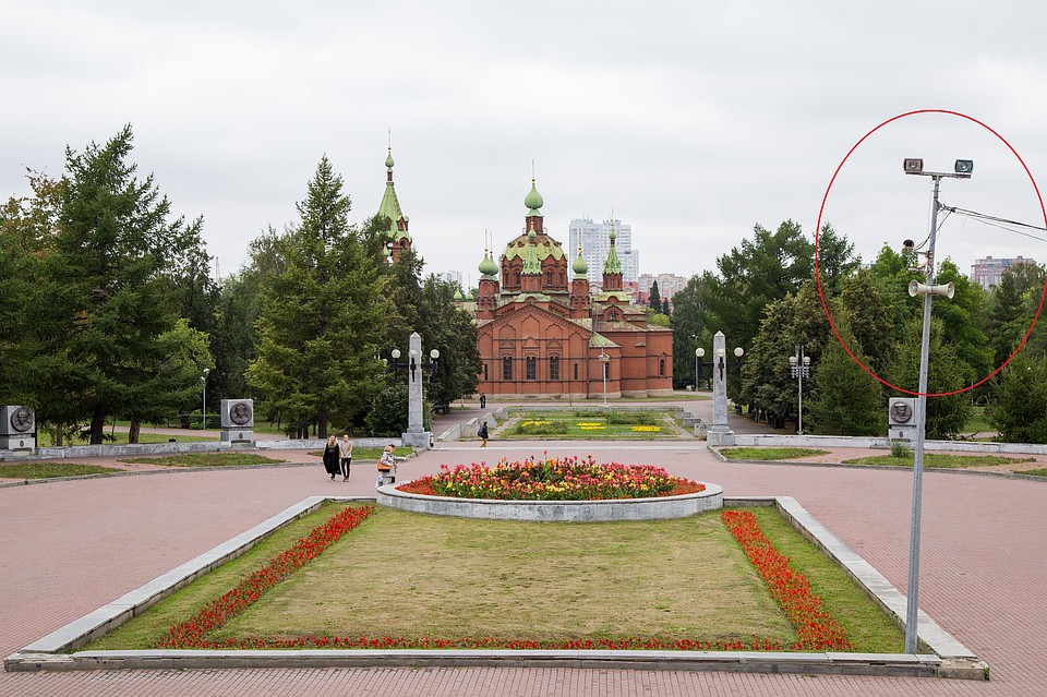 Те самые репродукторы. Фото: Валерий ЗВОНАРЕВ