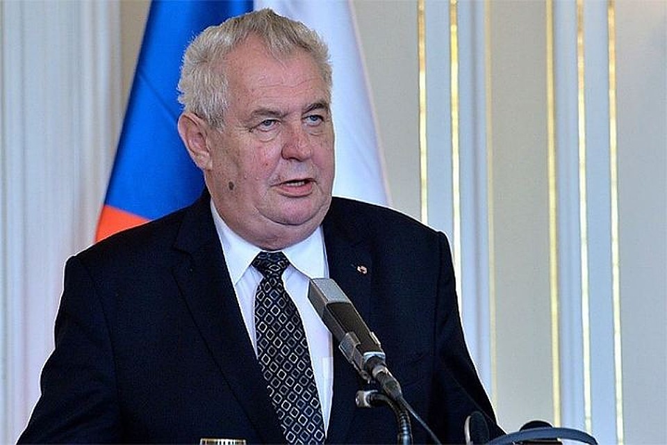 Милош Земан назвал присоединение полуострова к России «завершенным делом». Фото: REUTERS