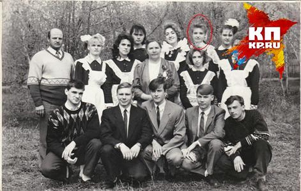 На фото Оксана Фадина (тогда еще Хлебкова) - вторая справа в верхнем ряду Фото: Личный архив