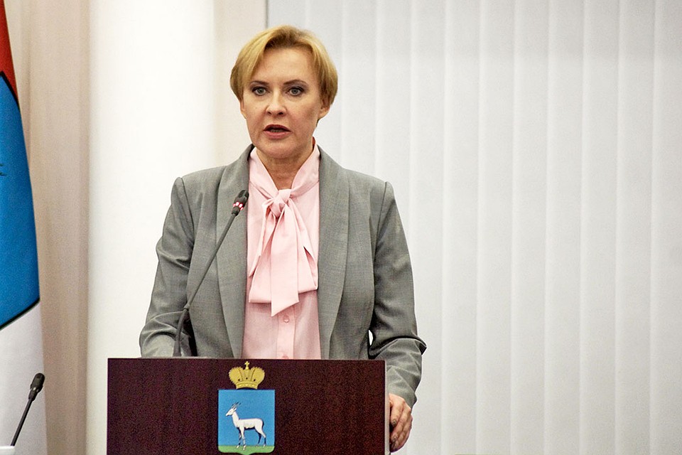 Елена Лапушкина на инаугурации принесла присягу Фото: Светлана МАКОВЕЕВА