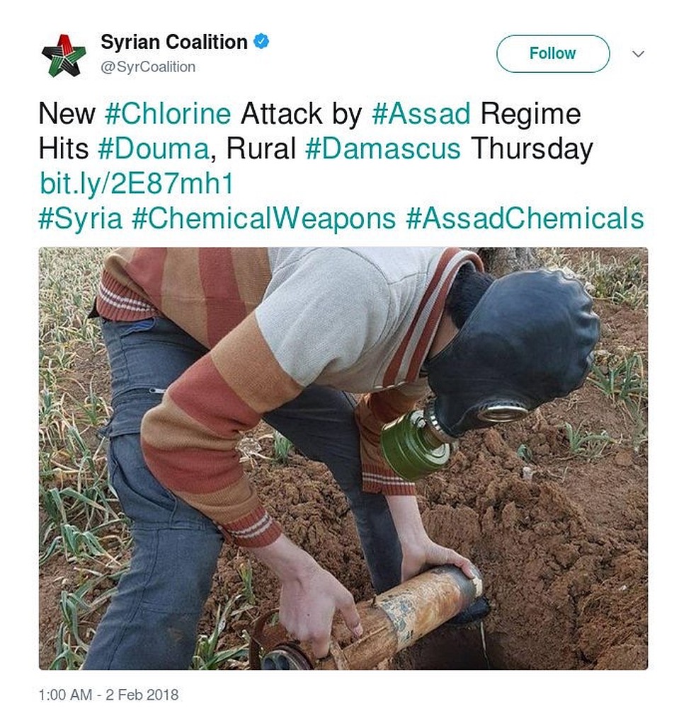 Сообщение о новых химических атаках в твиттере сирийских оппозиционеров было снабжено этой фотографией.