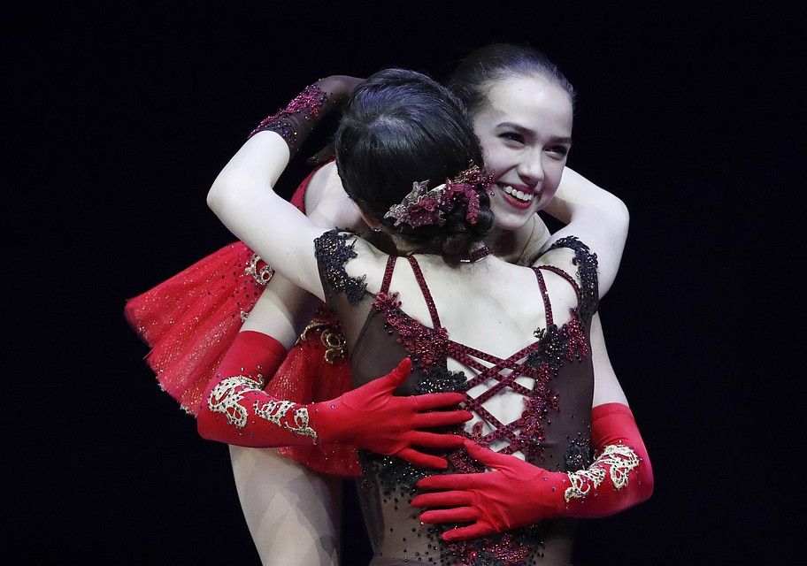 Загитова и Медведева на прошедшем в январе чемпионате Европы в Москве. Фото: REUTERS
