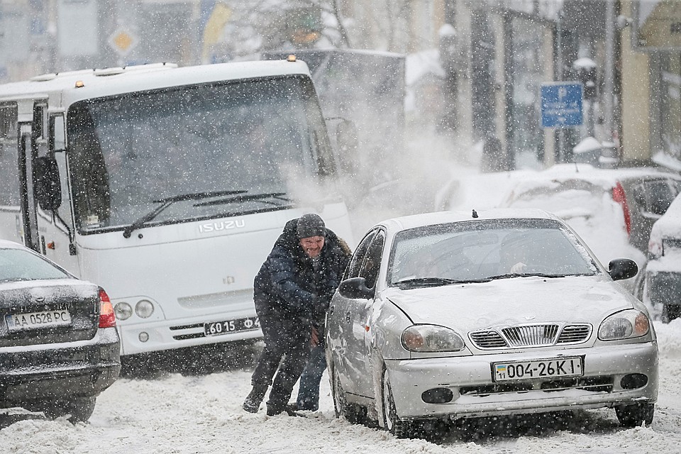 Hа пик экономического конфликта наложился климатический фактор Фото: REUTERS