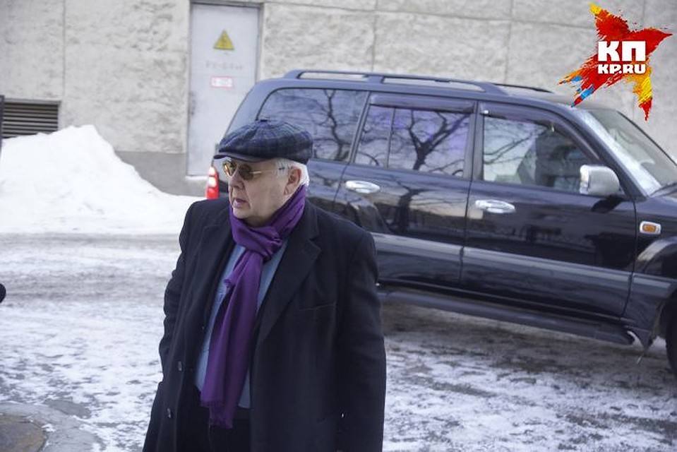 В Екатеринбурге Олега Табакова узнавали все встречные, а он шутил, дескать обознались. Фото: Алексей БУЛАТОВ