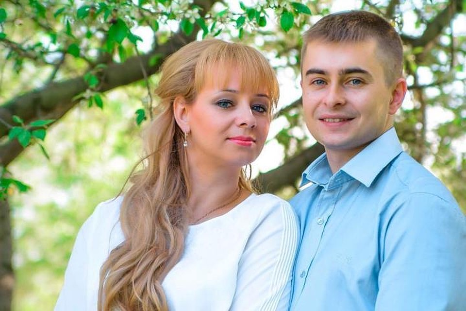 Анна и Дмитрий Заречневы вместе с сыном смогли выбраться из огненной ловушки в ТЦ "Зимняя вишня"