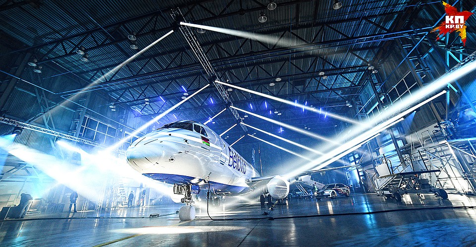 Презентация самолета Embraer-175 в национальном аэропорту Минск. Фото предоставлено пресс-службой авиакомпании «Белавиа».