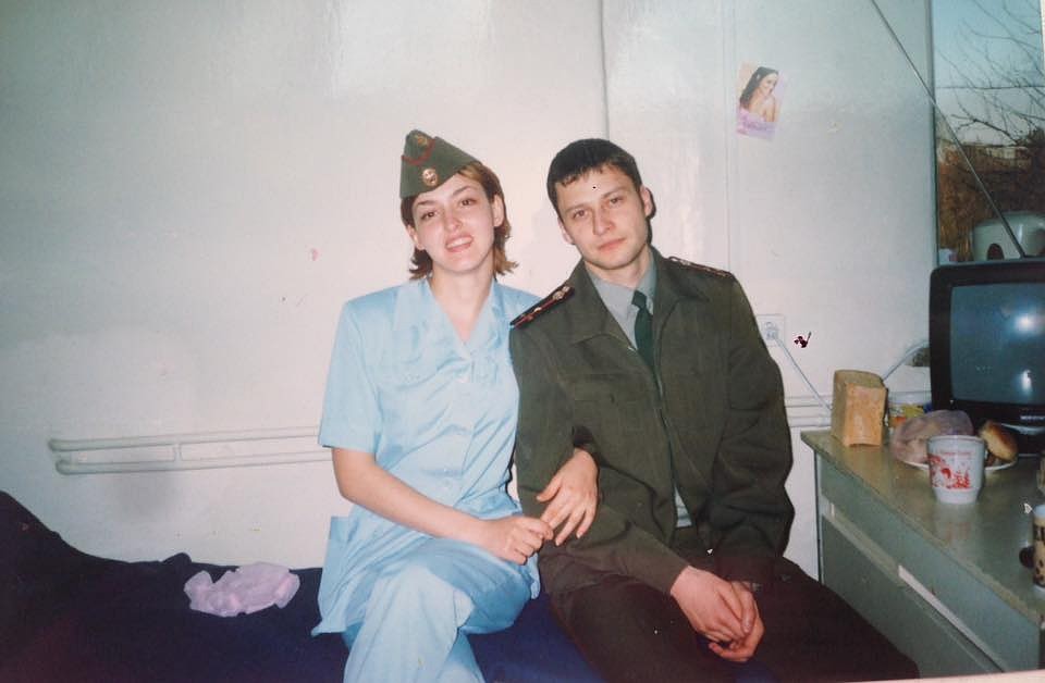 Андрей Павленко окончил военно-медицинскую академию имени Кирова с красным дипломом.