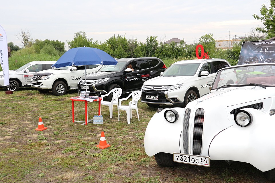 Отдыхающие могли провести тест-драйв автомобилей Mitsubishi