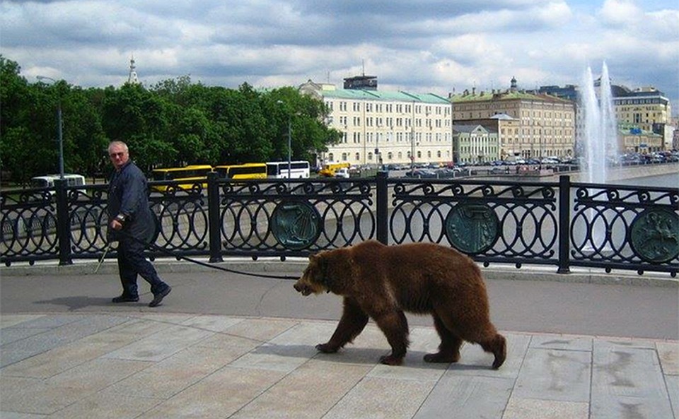 Наконец-то в русских городах привычная атмосфера