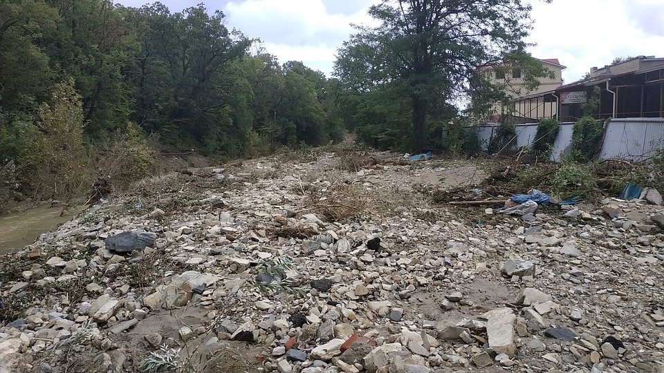 Последствия шторма в Широкой балке Фото: Пауль ГУРИН
