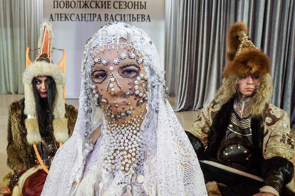 Эту модель Васильев сравнил с творениями Гуччи Фото: Светлана МАКОВЕЕВА