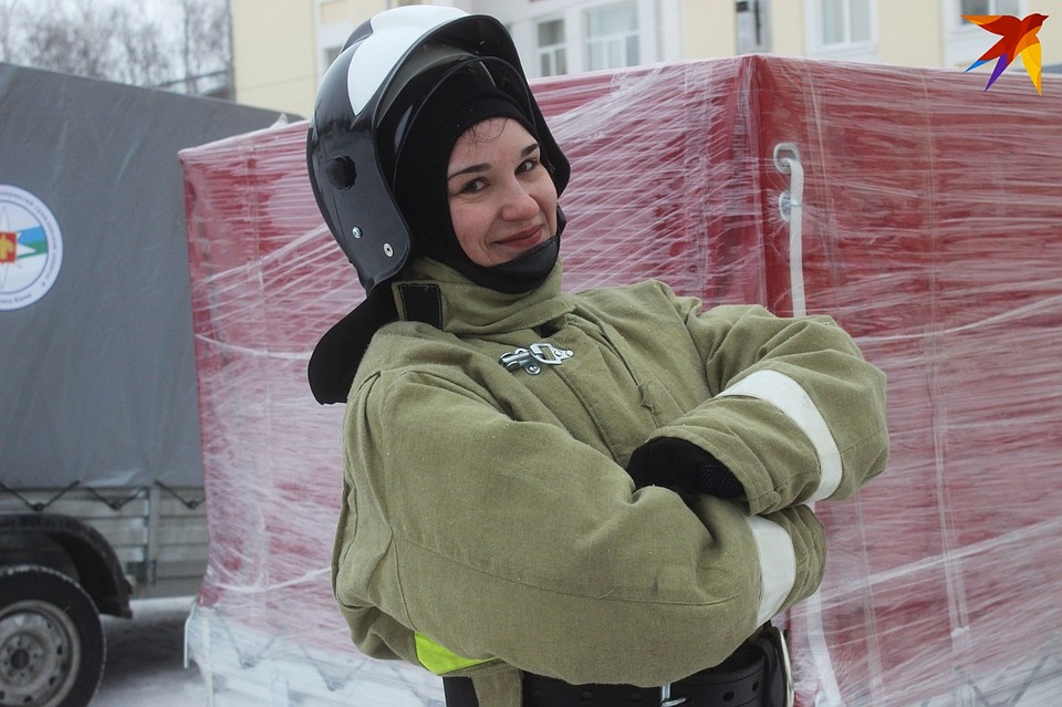 Доброволец пожарной дружины Кристина Панарина готова всегда прийти на помощь Фото: Анастасия МАШКАЛЕВА