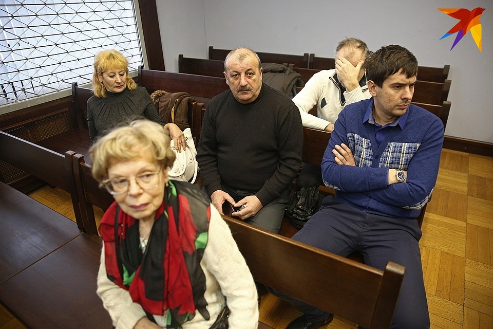 Поддержать Андрея Стрижака приехали его друзья из Сморгони Фото: Павел МАРТИНЧИК