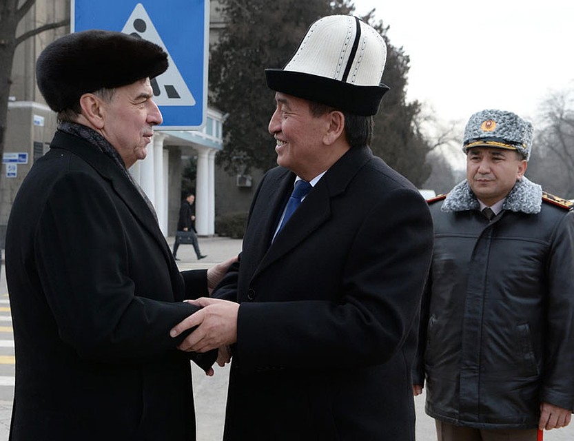 Президент поблагодарил российскую сторону за помощь. Фото: Султан ДОСАЛИЕВ