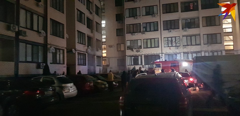 По словам очевидцев, погибли двое мужчин.