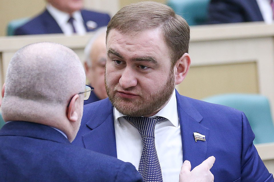 Рауф Арашуков был задержан 30 января 2019 года прямо в здании Совета Федерации. Фото Антон Новодережкин / ТАСС