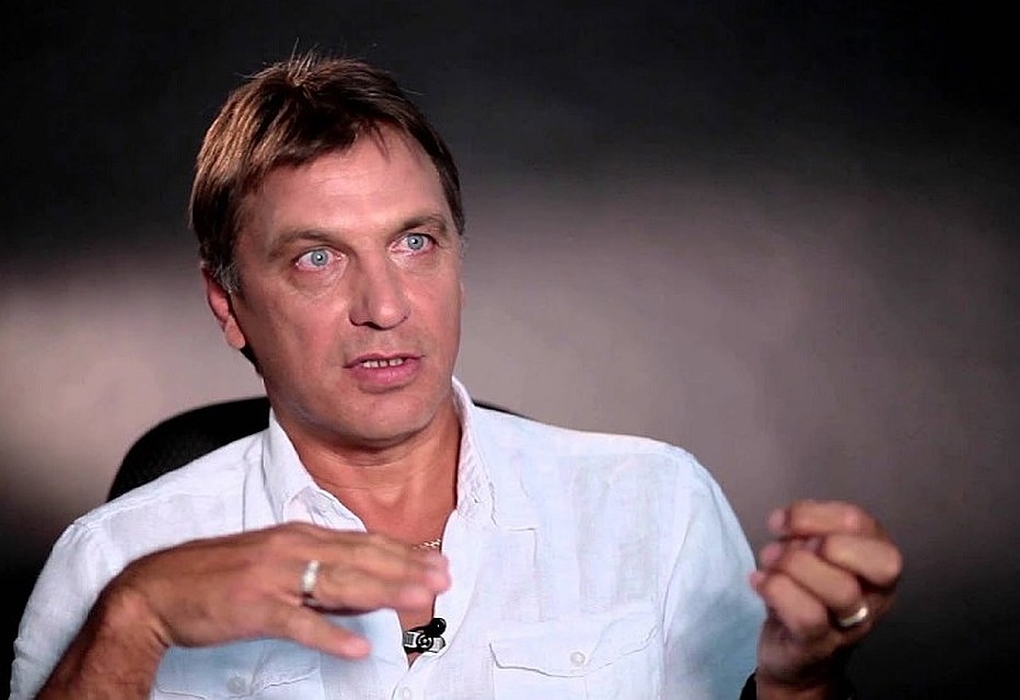 Андрей Калетин пытался мирно договориться с бывшей женой. Фото: канал YouTube "Министерство идей"