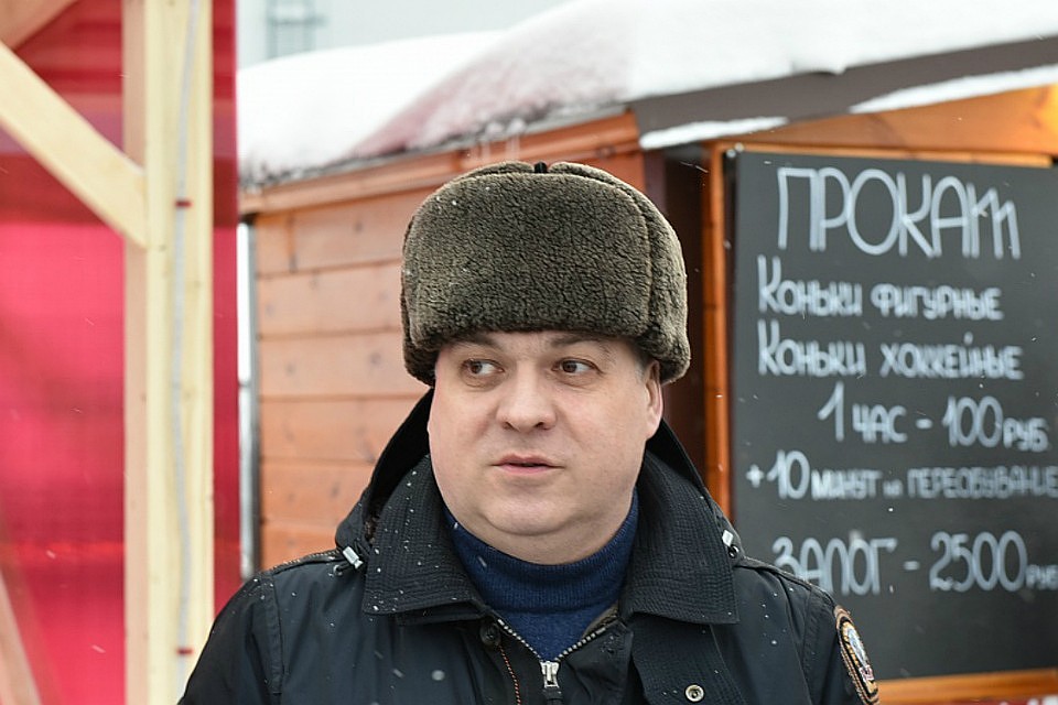 Илья Шульгин решил отдельно поощрять самых выдающихся автолюбителей. Фото: пресс-служба города Кирова